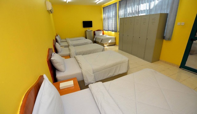 Dorm Room for 5 Yen Vy 32 Hotel