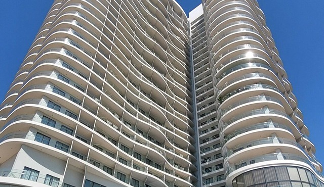 Duplex H2T Citadines Ha Long is located in Ha Long city, 200m from the sea