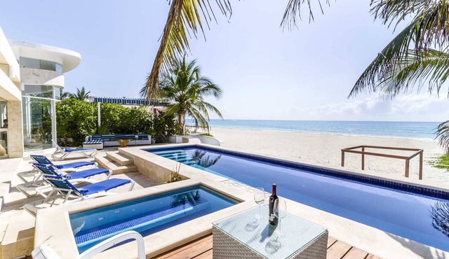 Dynamic Chef Incl. | On Ocean | Pool | Large Terrace | Free Airport Transfer & Daily Maid!