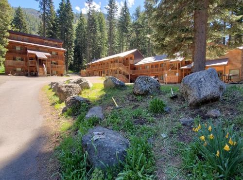 Eagle Cap Chalets