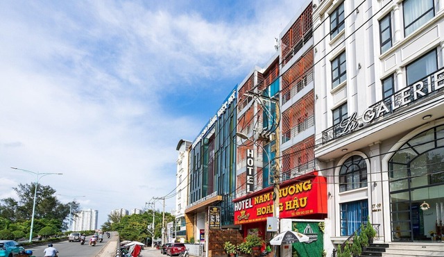 Elegant Deluxe Accommodation in Hoang Hau, Vietnam