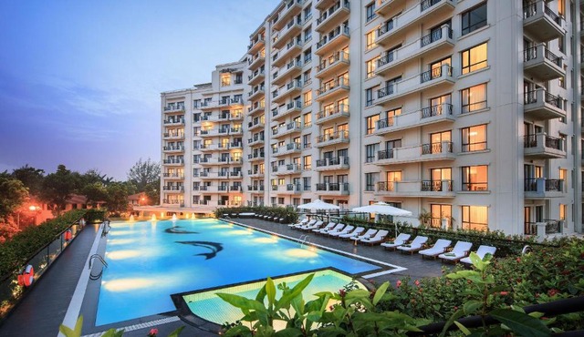 Elegant Suites Westlake