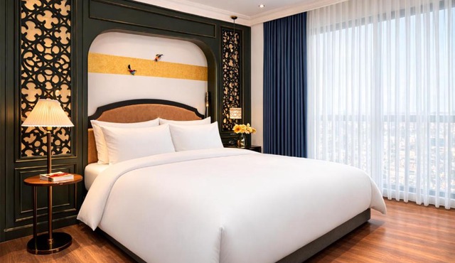 Eli Suites
