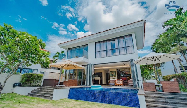 Emblem Sea 3 bedroom villas
