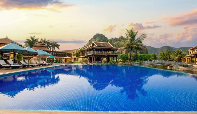 Emeralda Resort Tam Coc