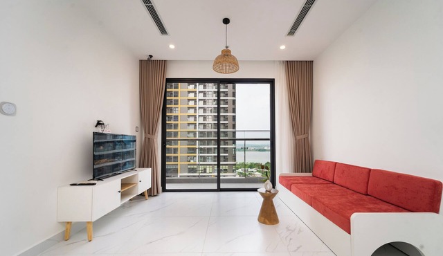 Emma House 2 – Elegant Stay @ Vinhomes Q9