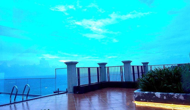 Én luxury condo in Phú Quốc - the panorama view and 5 minutes to the beach