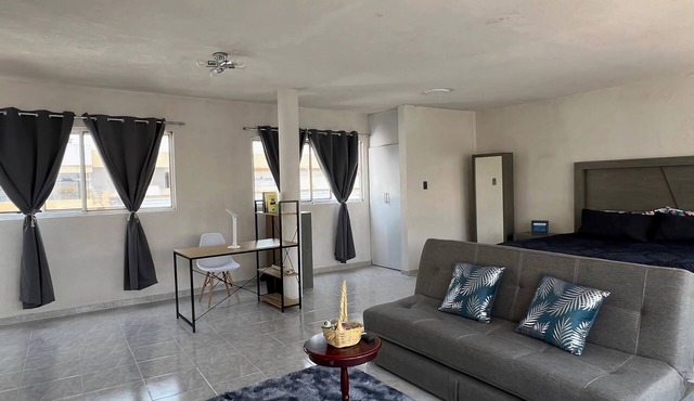 Encantador Estudio Céntrico con Terraza Privada