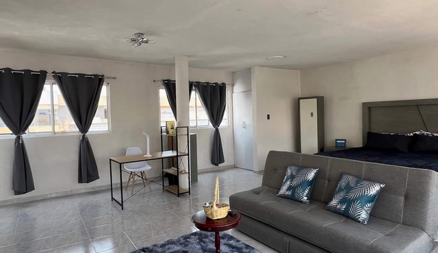Encantador Estudio Céntrico con Terraza Privada