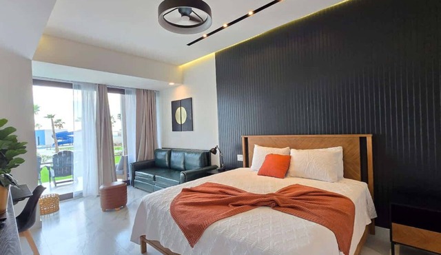 Encantame Soleil |1st Floor-R103 Studio |Sleeps4
