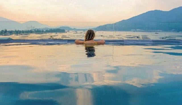 ENTIRE VILLA#10BEDROOMS#ROOFTOPPOOL#danangbayviewn