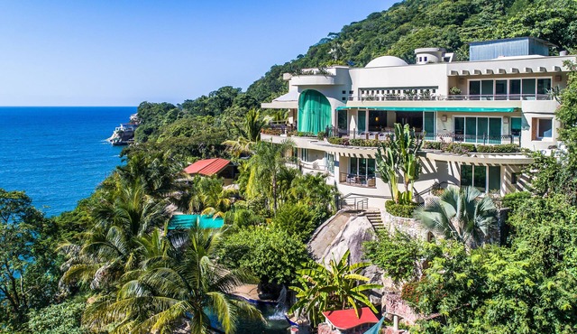 Experience Luxury Living at Our Ocean Front Villa in Puerto Vallarta