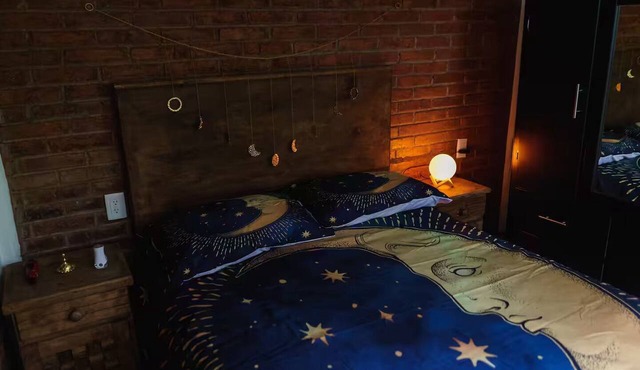 Find Your Perfect Mountain Retreat at House Moon
