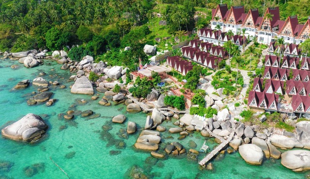 Flyup Resort
