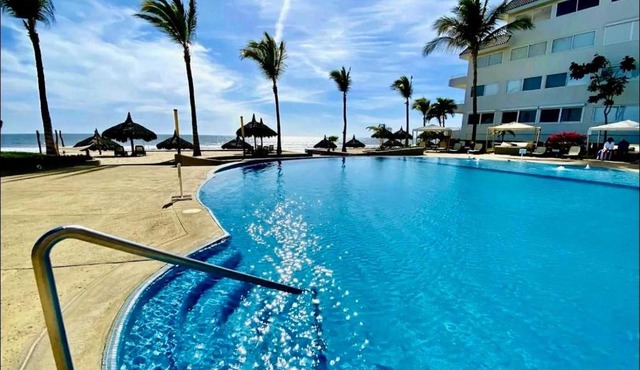FRENTE AL MAR A PIE DE PLAYA ALBERCA y JACUZZI 7