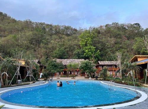 Fullhouse Mộc Châu