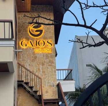 GAJOs HOUSE