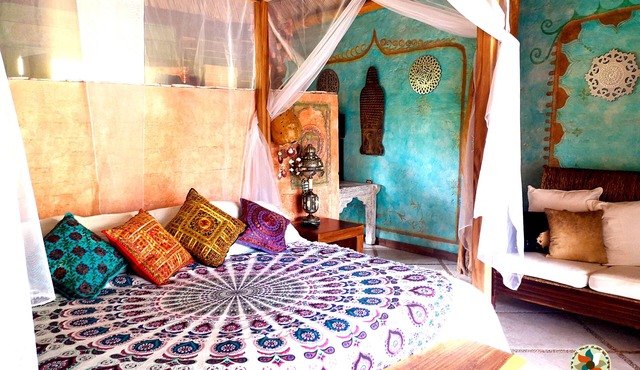 Ganesha, exclusive boutique room for two