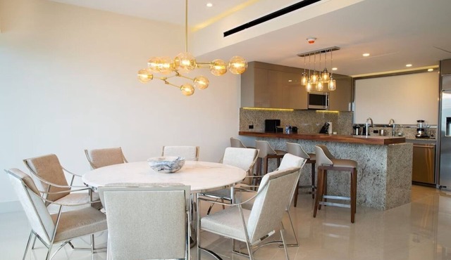 Garza Blanca Cancun Luxury 3 bed 5 bath loft, jacuzzi rooftop, Butler, sleeps 8!