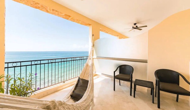 Garza Blanca Resort- Deluxe Room, Oceanfront