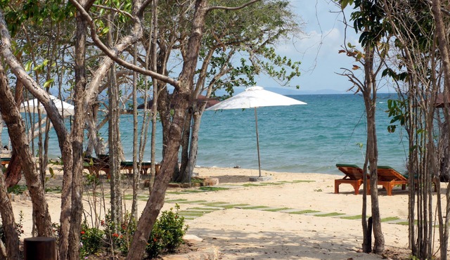 Gold Sand Beach Bungalow