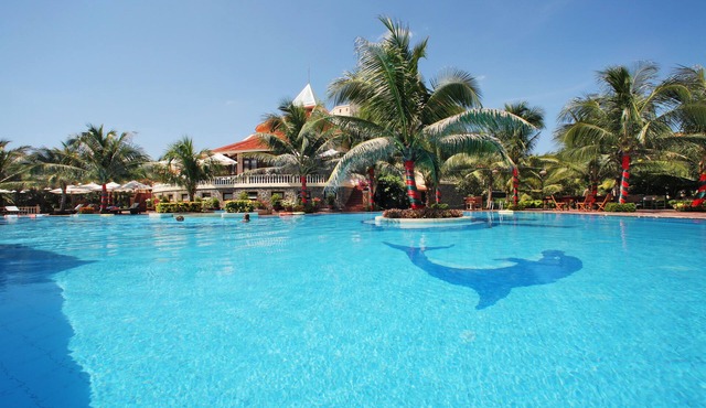 Golden Coast Resort and Spa