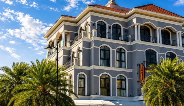 Golden Sea Hotel - Grand World Phú Quốc
