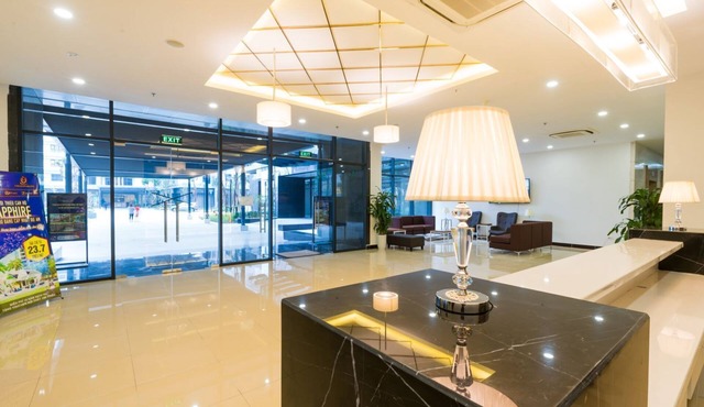 Goldmark City Apartment