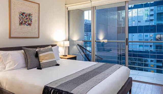 Grand Apartment Vive Grand by Kukun