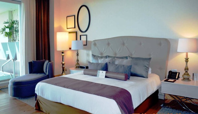 Grand Luxxe Three Bedroom Spa Suite - Platinum
