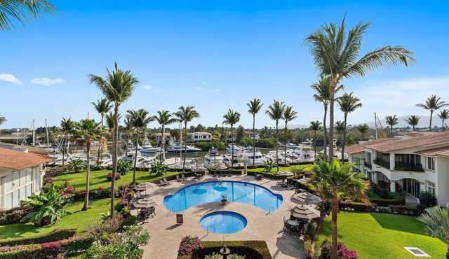 Grand Marina Villas