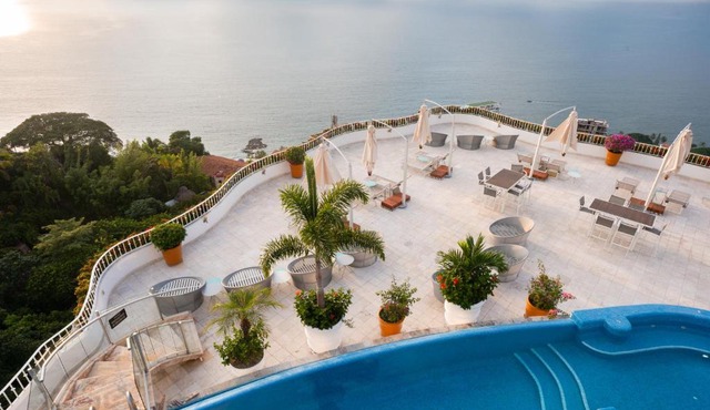Grand Miramar All Luxury Suites & Residences