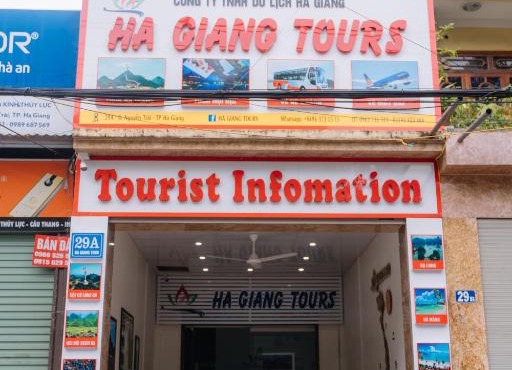 Ha Giang Tours Hostel & Rental Motorbikes
