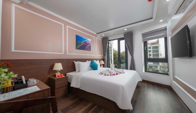 Ha Noi Airport Hotel & Travel