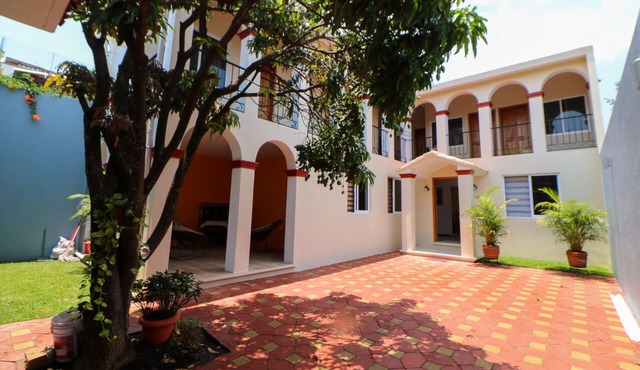 Hacienda Patzcuaro - Col. Manantial-11 KM and Zocalo