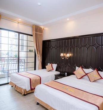 HaLong Starlight Inn & Travel