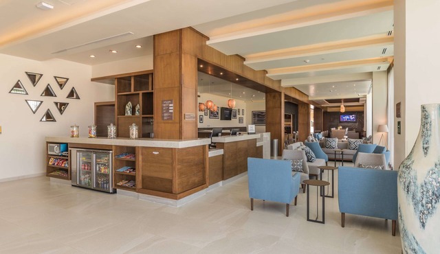 Hampton Inn & Suites by Hilton Salamanca Bajio
