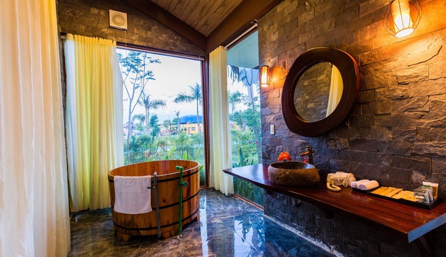 Hamya Hotsprings and Resort