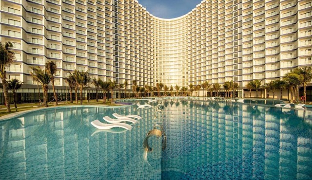 Hanna Seaview Stella - The Arena Resort