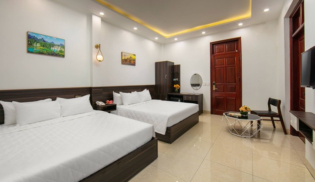 Hanoi Airport Suites Hostel & Travel