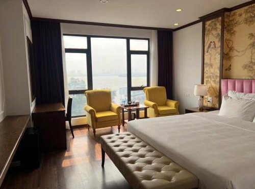 Hanoi Central Westlake Hotel