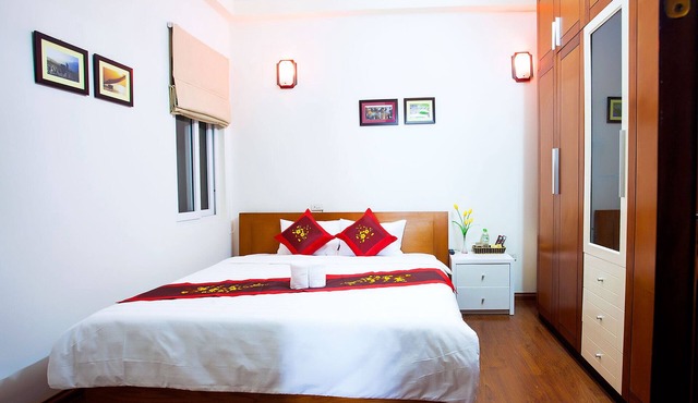 Hanoi Friendly House - Superior Room - Kingsize Bed!