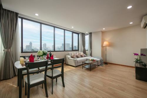 HB Serviced Apartment - 121B Quan Hoa