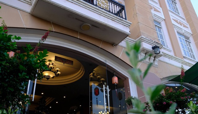 Hoa Phat Hotel & Apartment