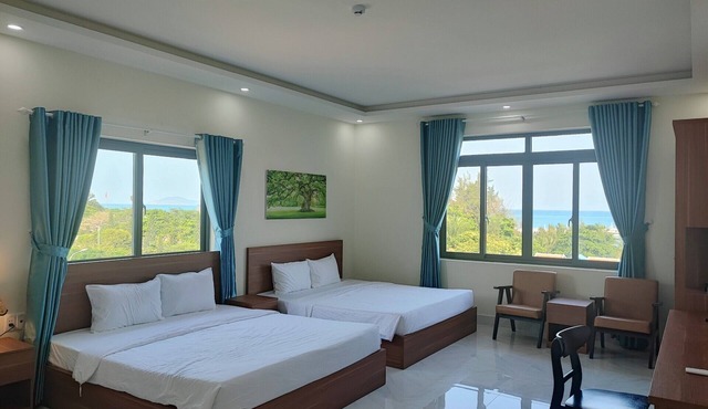 HOANG ANH CON DAO HOTEL