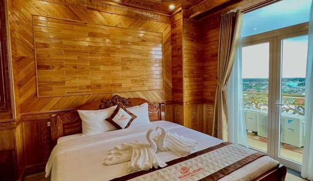Hoang Hung Hotel