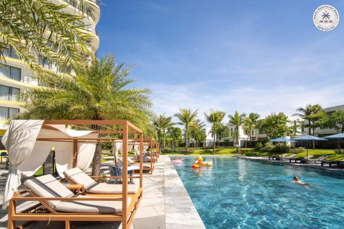 Hoi An Beachfront Resort - Studio Apartments