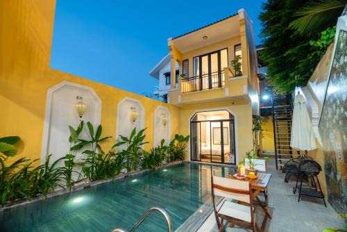 Hoi An Town Villa With Rice Field View