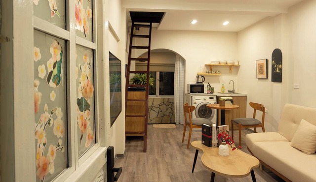 Homestay @2bed @1sofabed @Cozy @Old quarter @Quiet @Hoan Kiem lake @Hoa Lo