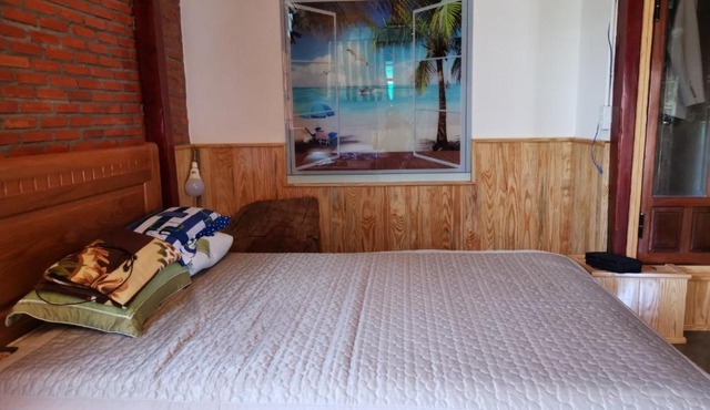 Homestay Lý Gia (Biển Cam Bình)